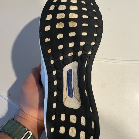Adidas Ultraboost Size 12 - Picture 4 of 6